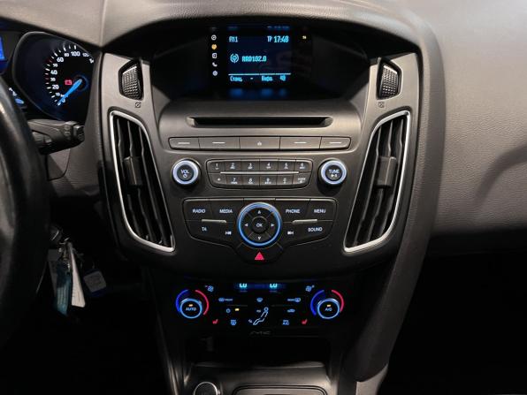 Ford Focus III Рестайлинг с пробегом 2016 года, цена 935 000 рублей, 179731 км, универсал, Автокод Объявления