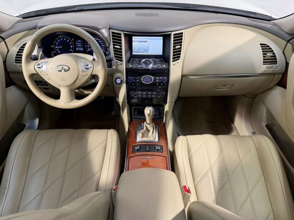 Infiniti QX70 с пробегом 2016 года, цена 3 039 800 рублей, 121000 км, внедорожник, Автокод Объявления