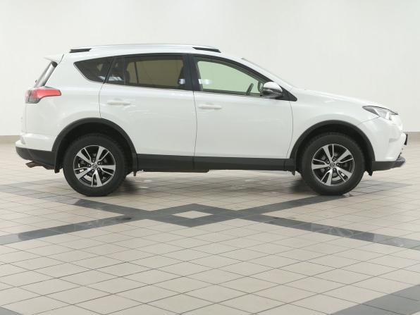 Toyota RAV4 IV (XA40) Рестайлинг с пробегом 2016 года, цена 1 936 000 рублей, 192500 км, внедорожник, Автокод Объявления