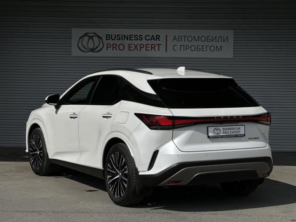 Lexus RX V с пробегом 2023 года, цена 8 930 000 рублей, 3355 км, внедорожник, Автокод Объявления