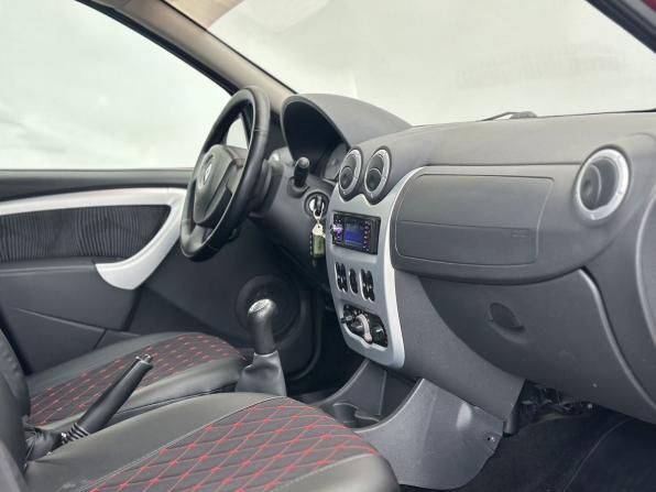 Renault Logan I Рестайлинг с пробегом 2010 года, цена 493 000 рублей, 236107 км, седан, Автокод Объявления
