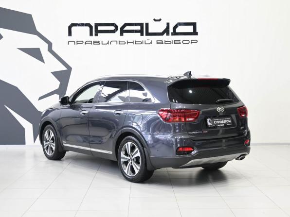 Kia Sorento III Prime Рестайлинг с пробегом 2018 года, цена 2 959 900 рублей, 112500 км, внедорожник, Автокод Объявления