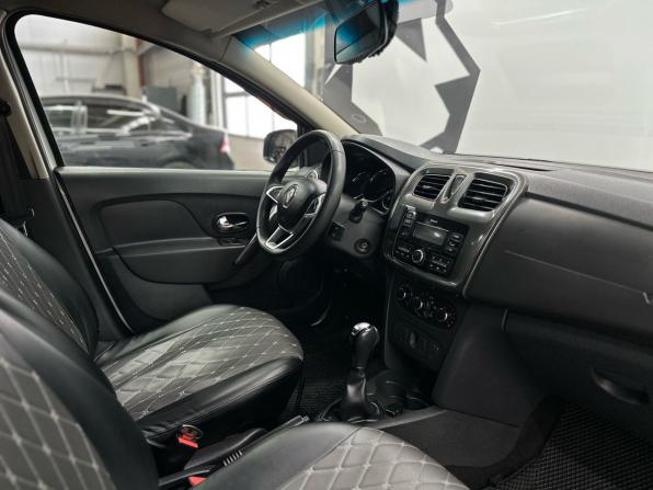 Renault Logan II Рестайлинг с пробегом 2020 года, цена 1 149 900 рублей, 115000 км, седан, Автокод Объявления