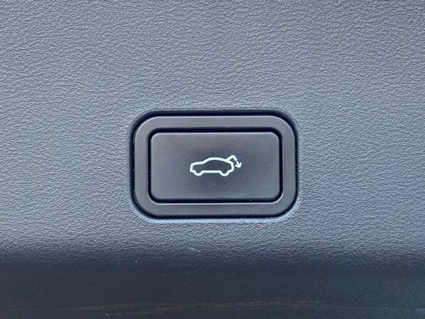 Geely Monjaro I Рестайлинг с пробегом 2024 года, цена 3 159 000 рублей, 45106 км, внедорожник, Автокод Объявления
