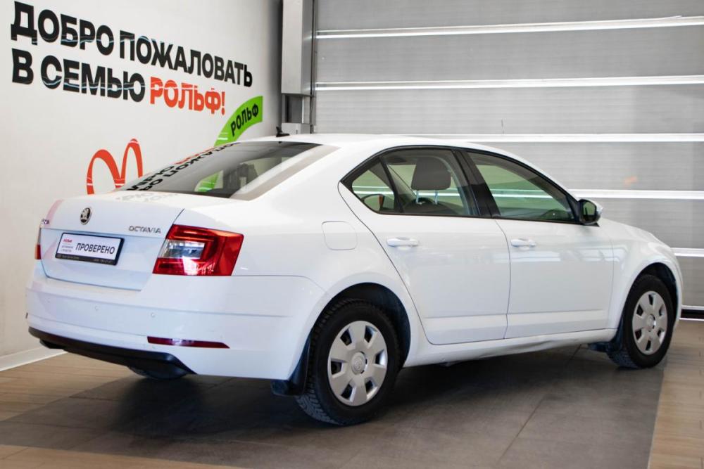 Skoda Octavia III (A7) Рестайлинг Москва  - изображение 4