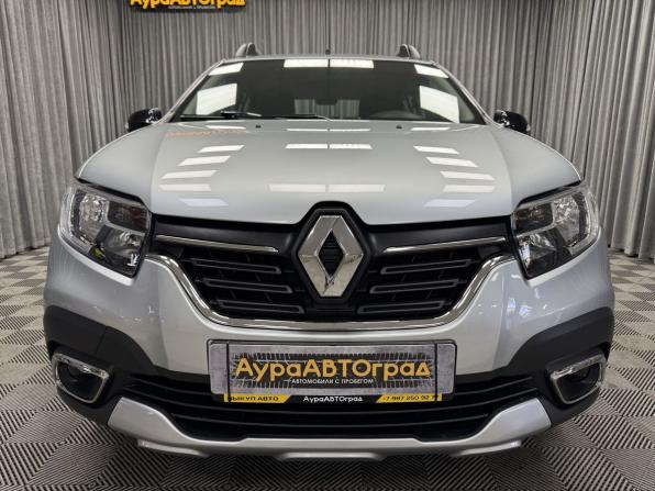 Renault Sandero II Рестайлинг с пробегом 2022 года, цена 1 590 000 рублей, 18632 км, хэтчбек, Автокод Объявления