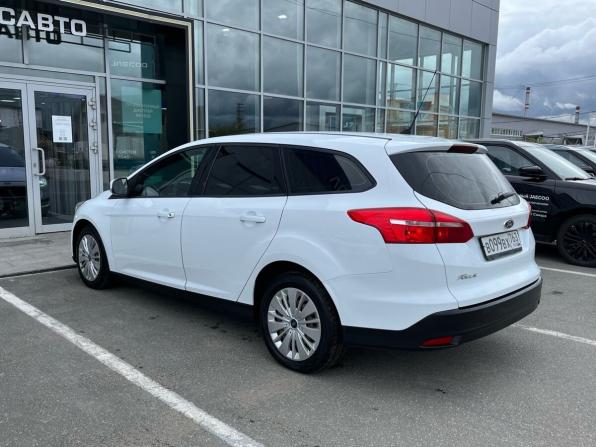 Ford Focus III Рестайлинг с пробегом 2015 года, цена 899 000 рублей, 198000 км, универсал, Автокод Объявления