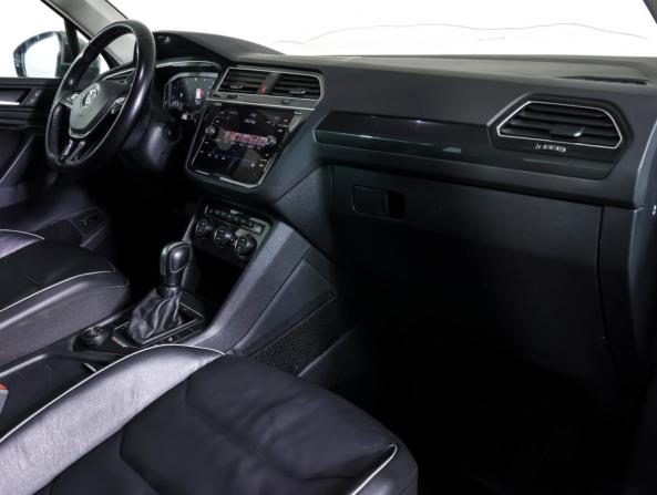 Volkswagen Tiguan II с пробегом 2020 года, цена 2 100 000 рублей, 208100 км, внедорожник, Автокод Объявления