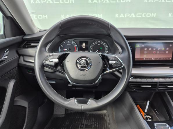 Skoda Octavia IV (A8) с пробегом 2021 года, цена 2 343 000 рублей, 36870 км, лифтбек, Автокод Объявления