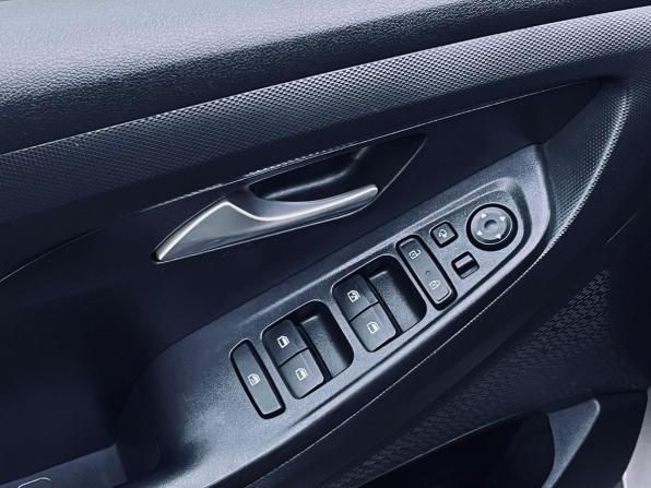 Hyundai Creta II с пробегом 2022 года, цена 2 450 000 рублей, 29030 км, внедорожник, Автокод Объявления
