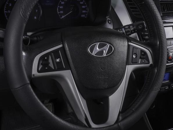Hyundai Solaris I с пробегом 2012 года, цена 780 000 рублей, 183704 км, хэтчбек, Автокод Объявления