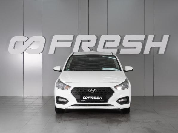 Hyundai Solaris II с пробегом 2018 года, цена 1 309 000 рублей, 97342 км, седан, Автокод Объявления