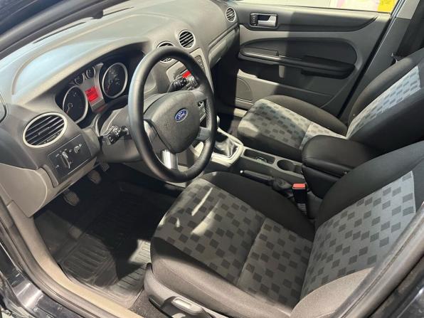 Ford Focus II Рестайлинг с пробегом 2009 года, цена 469 000 рублей, 299000 км, хэтчбек, Автокод Объявления