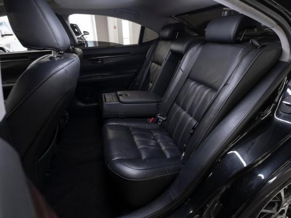 Lexus ES VI Рестайлинг с пробегом 2016 года, цена 2 580 000 рублей, 156566 км, седан, Автокод Объявления