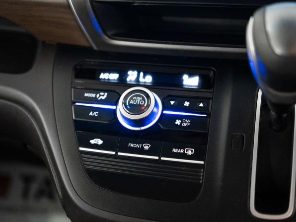 Honda Freed II Рестайлинг с пробегом 2021 года, цена 1 550 000 рублей, 55316 км, компактвэн, Автокод Объявления
