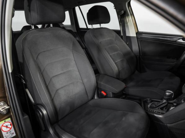 Volkswagen Tiguan II с пробегом 2017 года, цена 2 599 000 рублей, 91752 км, внедорожник, Автокод Объявления