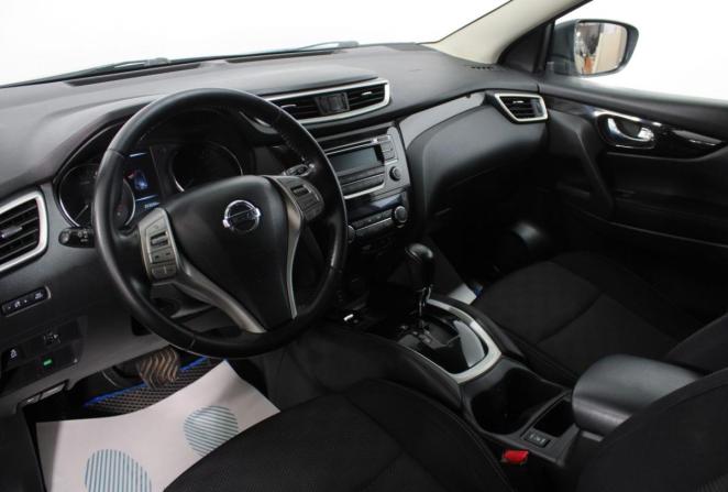 Nissan Qashqai II с пробегом 2017 года, цена 1 600 000 рублей, 203050 км, внедорожник, Автокод Объявления