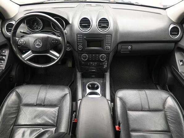Mercedes-Benz M-Класс II (W164) Рестайлинг с пробегом 2010 года, цена 1 929 000 рублей, 310371 км, внедорожник, Автокод Объявления