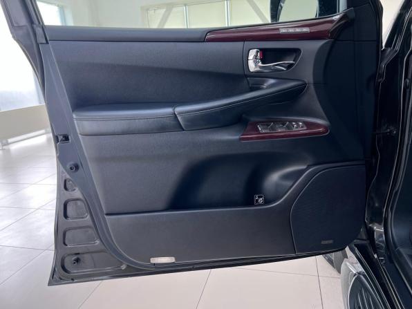 Lexus LX III Рестайлинг с пробегом 2014 года, цена 3 990 000 рублей, 203291 км, внедорожник, Автокод Объявления