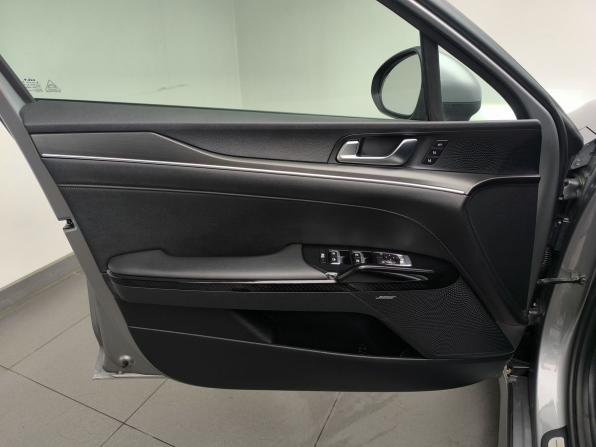 Kia K5 III с пробегом 2022 года, цена 2 994 000 рублей, 65784 км, седан, Автокод Объявления