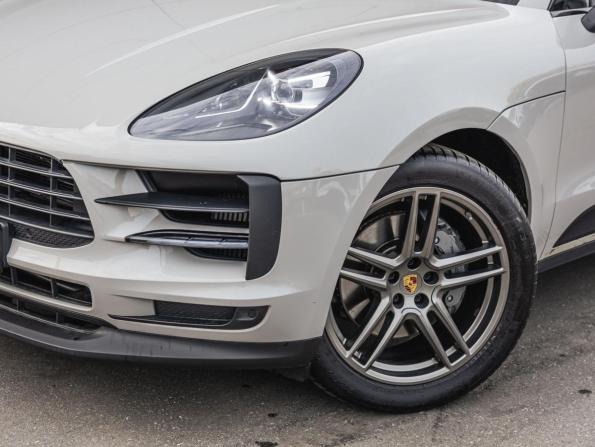 Porsche Macan I Рестайлинг с пробегом 2019 года, цена 5 798 000 рублей, 61998 км, внедорожник, Автокод Объявления
