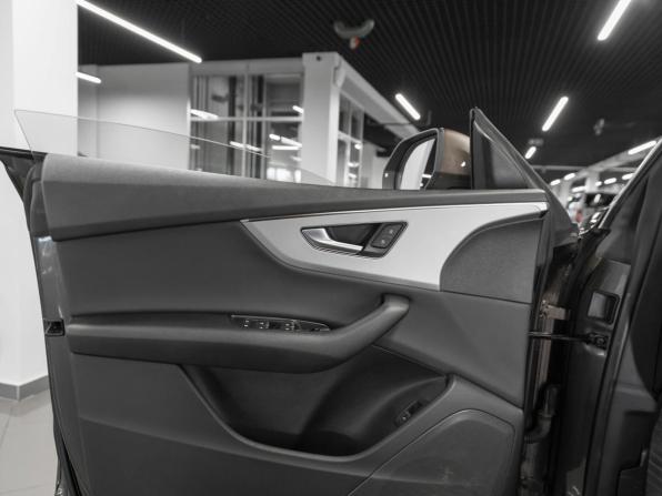 Audi Q8 I (4M) с пробегом 2018 года, цена 4 800 000 рублей, 118583 км, внедорожник, Автокод Объявления