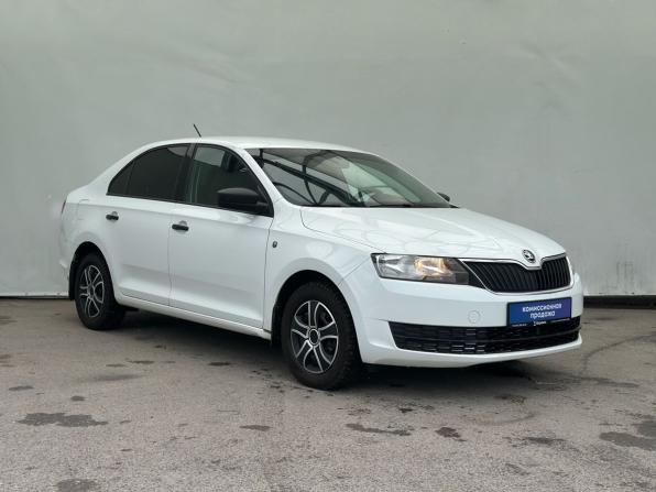Skoda Rapid I с пробегом 2016 года, цена 940 000 рублей, 146878 км, лифтбек, Автокод Объявления