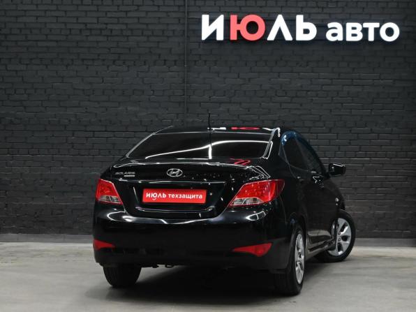 Hyundai Solaris I Рестайлинг с пробегом 2016 года, цена 1 130 000 рублей, 175407 км, седан, Автокод Объявления