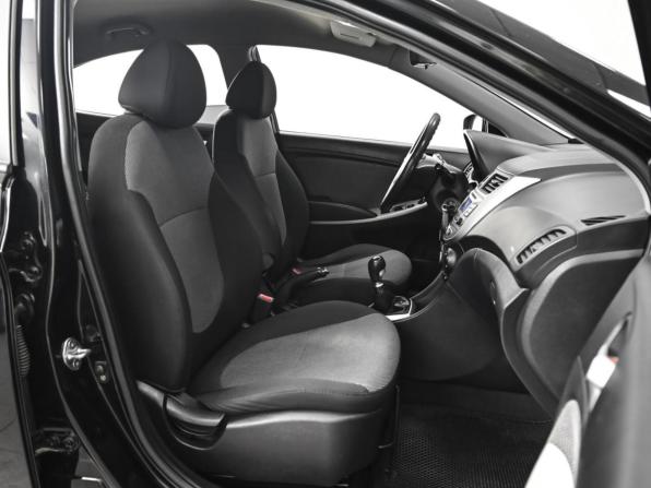 Hyundai Solaris I с пробегом 2012 года, цена 915 000 рублей, 169180 км, седан, Автокод Объявления