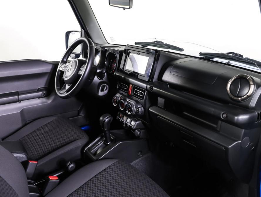 Suzuki Jimny IV Москва  - изображение 11