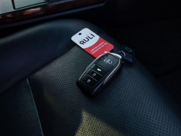 Toyota Camry VII (XV50) Рестайлинг с пробегом 2014 года, цена 1 885 000 рублей, 182239 км, седан, Автокод Объявления