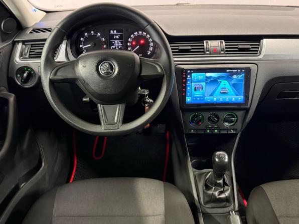Skoda Rapid I с пробегом 2014 года, цена 690 000 рублей, 238133 км, лифтбек, Автокод Объявления