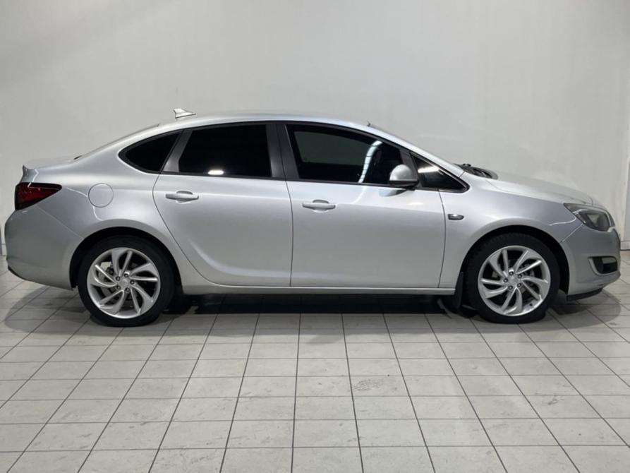 Opel Astra J Курск  - изображение 4