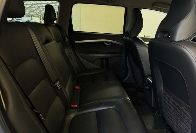 Volvo XC70 II Рестайлинг с пробегом 2015 года, цена 2 000 000 рублей, 252512 км, универсал, Автокод Объявления
