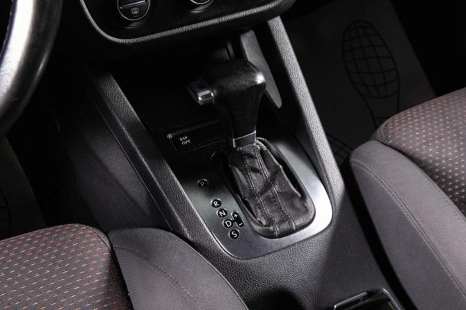 Volkswagen Golf V с пробегом 2008 года, цена 639 000 рублей, 308000 км, хэтчбек, Автокод Объявления