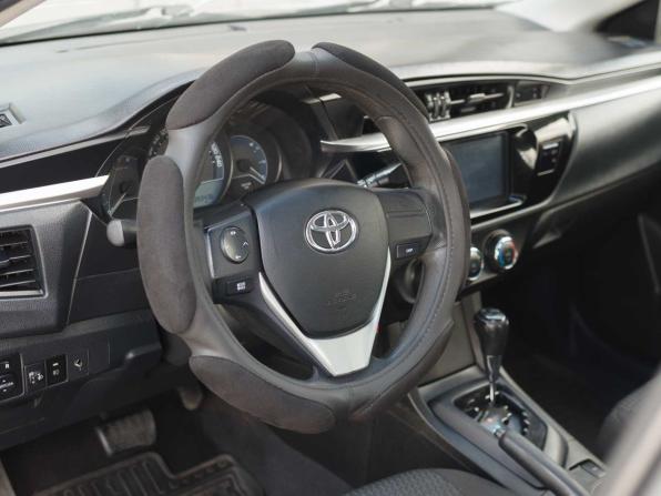 Toyota Corolla XI (E160 E170 E180) с пробегом 2013 года, цена 845 000 рублей, 393435 км, седан, Автокод Объявления