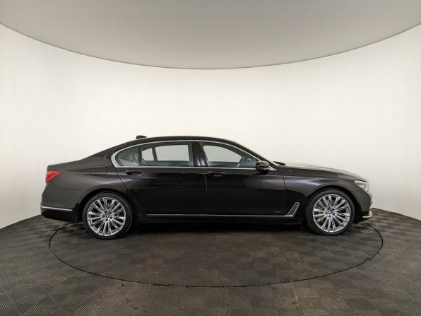 BMW 7 серии VI (G11/G12) с пробегом 2017 года, цена 3 800 000 рублей, 117899 км, седан, Автокод Объявления