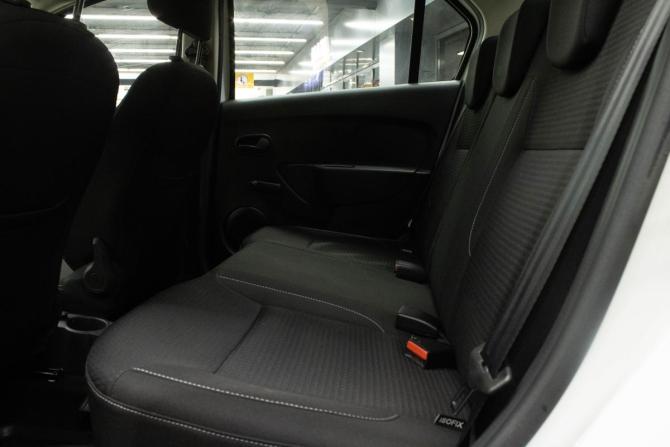 Renault Logan II Рестайлинг с пробегом 2022 года, цена 1 249 000 рублей, 50303 км, седан, Автокод Объявления