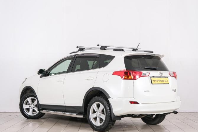 Toyota RAV4 IV (XA40) с пробегом 2014 года, цена 2 399 000 рублей, 110000 км, внедорожник, Автокод Объявления