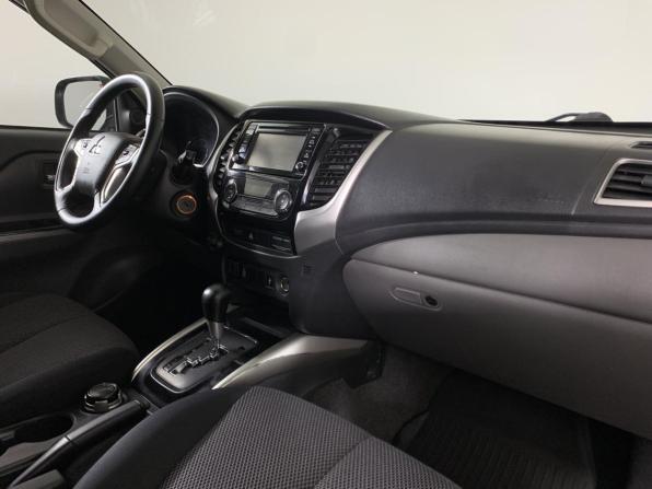 Mitsubishi L200 V с пробегом 2018 года, цена 1 780 000 рублей, 320100 км, offers.body_type.unknown, Автокод Объявления