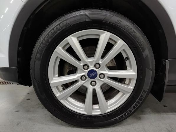 Ford Kuga II Рестайлинг с пробегом 2018 года, цена 1 702 000 рублей, 165056 км, внедорожник, Автокод Объявления