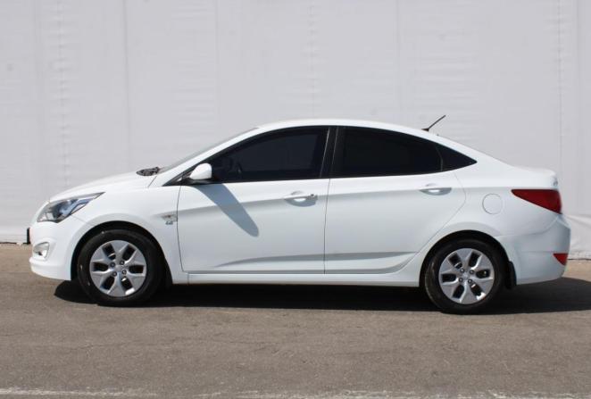 Hyundai Solaris I Рестайлинг с пробегом 2015 года, цена 1 290 000 рублей, 87719 км, седан, Автокод Объявления