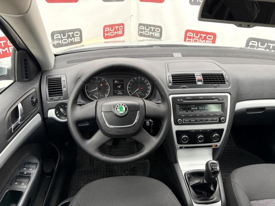 Skoda Octavia II (A5) Рестайлинг Санкт-Петербург  - изображение 12