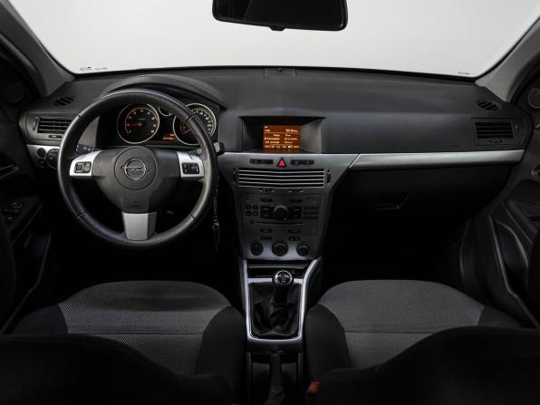 Opel Astra H Рестайлинг с пробегом 2011 года, цена 899 000 рублей, 24985 км, универсал, Автокод Объявления