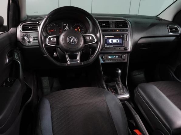 Volkswagen Polo V Рестайлинг с пробегом 2019 года, цена 1 189 000 рублей, 138163 км, седан, Автокод Объявления