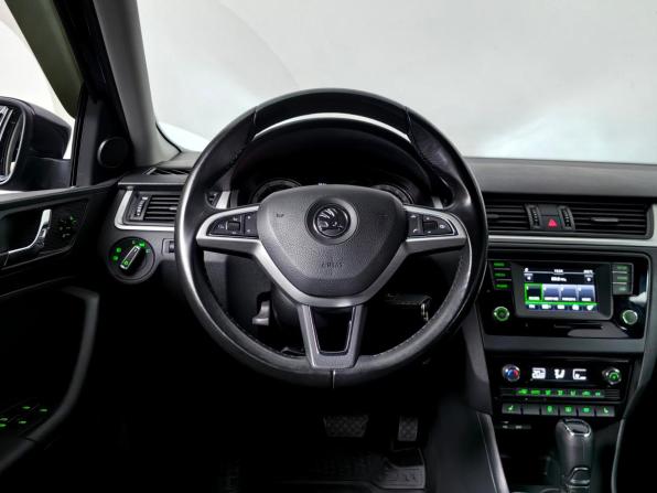 Skoda Rapid I с пробегом 2016 года, цена 1 077 000 рублей, 132423 км, лифтбек, Автокод Объявления