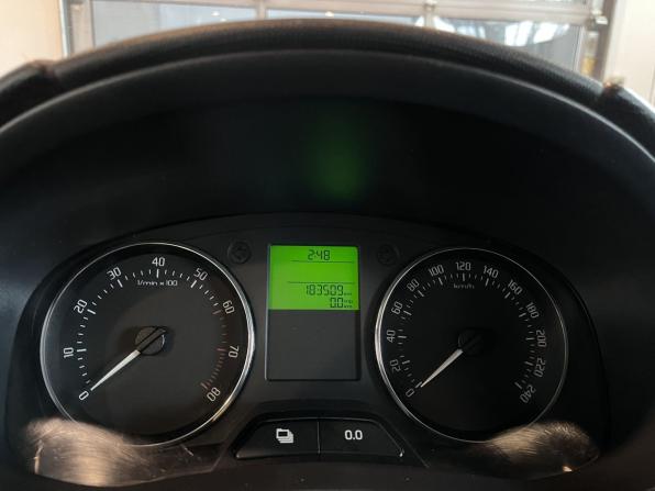 Skoda Fabia II Рестайлинг с пробегом 2014 года, цена 567 000 рублей, 183503 км, хэтчбек, Автокод Объявления