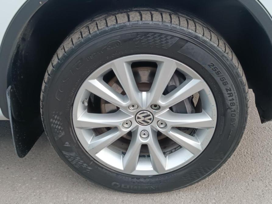 Volkswagen Touareg II Рестайлинг Санкт-Петербург  - изображение 22