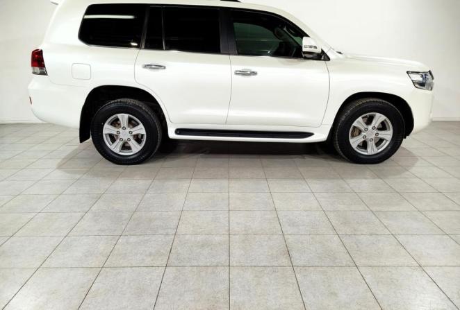 Toyota Land Cruiser 200 Series Рестайлинг 2 с пробегом 2016 года, цена 5 600 000 рублей, 269212 км, внедорожник, Автокод Объявления