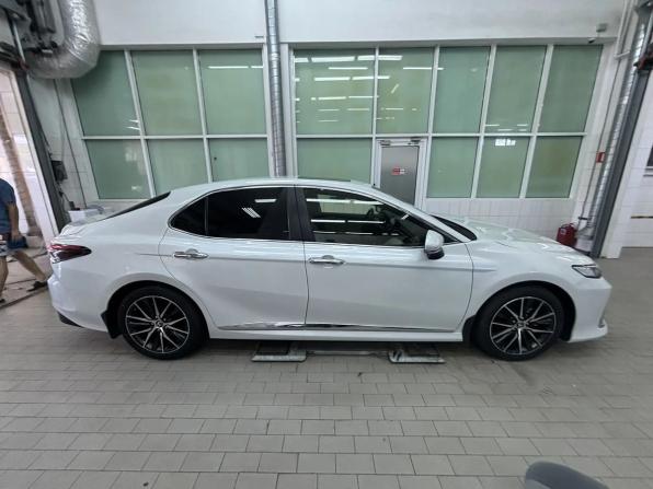 Toyota Camry VIII (XV70) Рестайлинг с пробегом 2022 года, цена 3 500 000 рублей, 45625 км, седан, Автокод Объявления